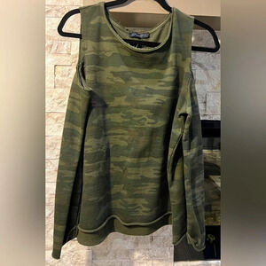 Sanctuary Small Camo Long sleeve shirt off shoulder.